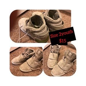 Kids adidas shoes size 2y